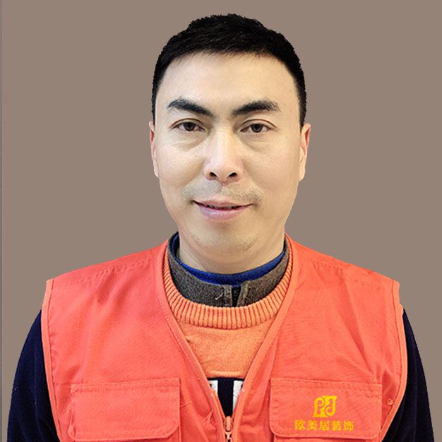 成都装修工长刘衍学
